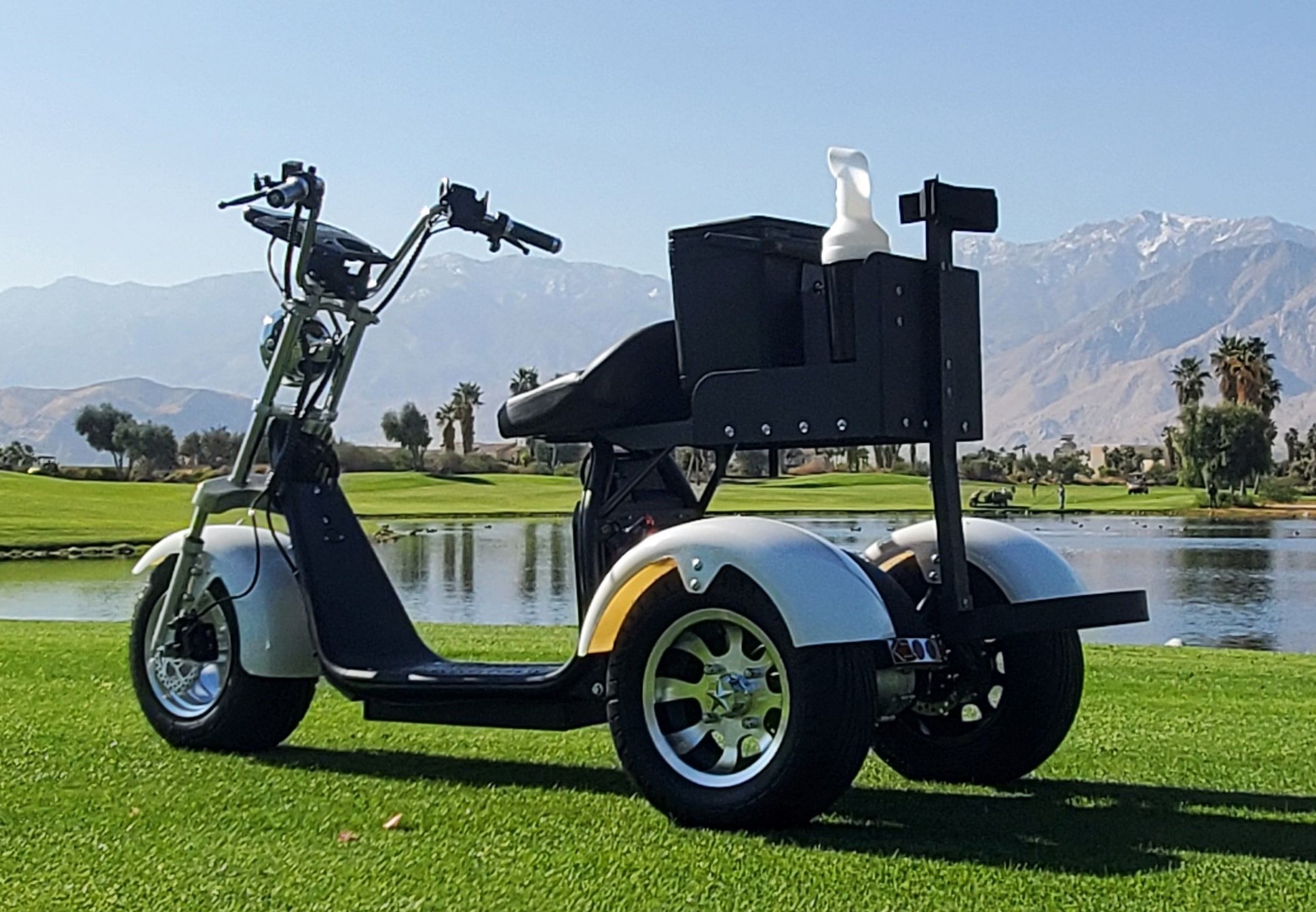 Rebel Trike in CA Fat Tire Rebel Trike Golf Scooter